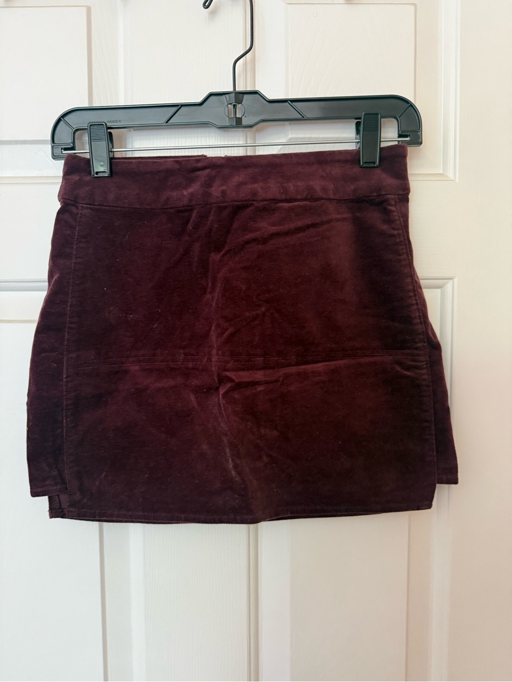 Forever 21 Velvet Mini Skirt in Burgundy